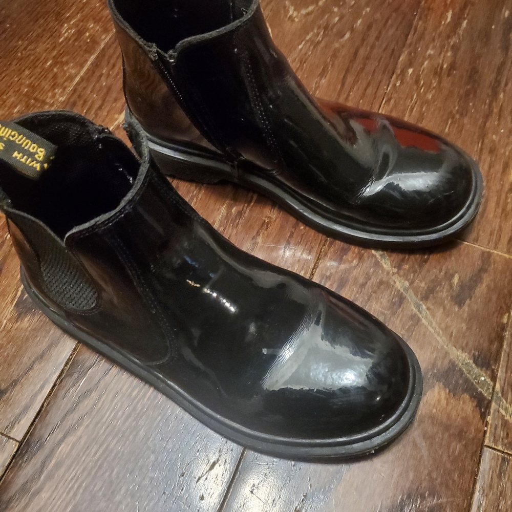 Dr. Martens 100% New  Shiny Black Kids Boots